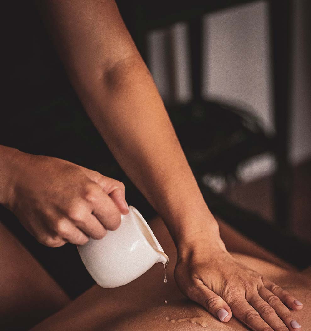 Massage-candles-for-couples-OpenMityRomance