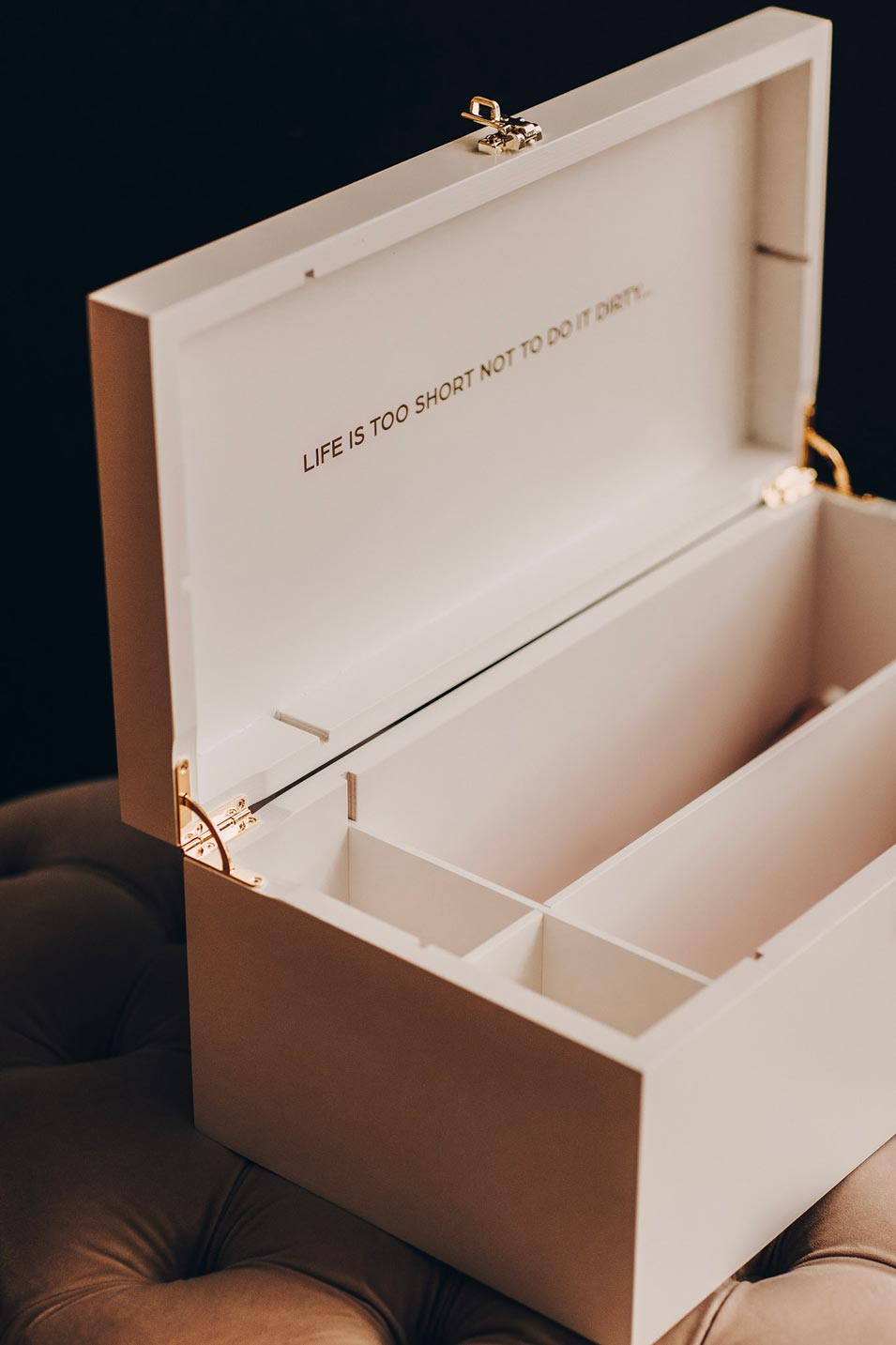 White-wooden-box-with-the-lock
